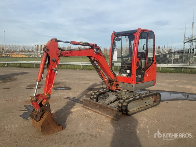 2013 Cat 302.4D Mini Excavator: <6.6t - Minigrävmaskin: bild 1 2013 Cat 302.4D Mini Excavator: <6.6t - Minigrävmaskin: bild 1