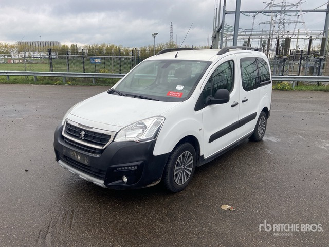 2017 Peugeot Partner 4x2 Van Truck - Personbil: bild 2 2017 Peugeot Partner 4x2 Van Truck - Personbil: bild 2