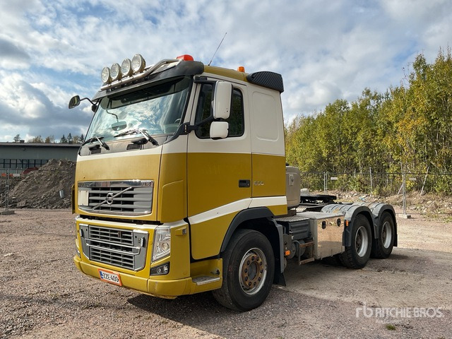 2012 Volvo FH16-600 6x4 T/A Sleeper Truck Tractor - Dragbil: bild 2 2012 Volvo FH16-600 6x4 T/A Sleeper Truck Tractor - Dragbil: bild 2