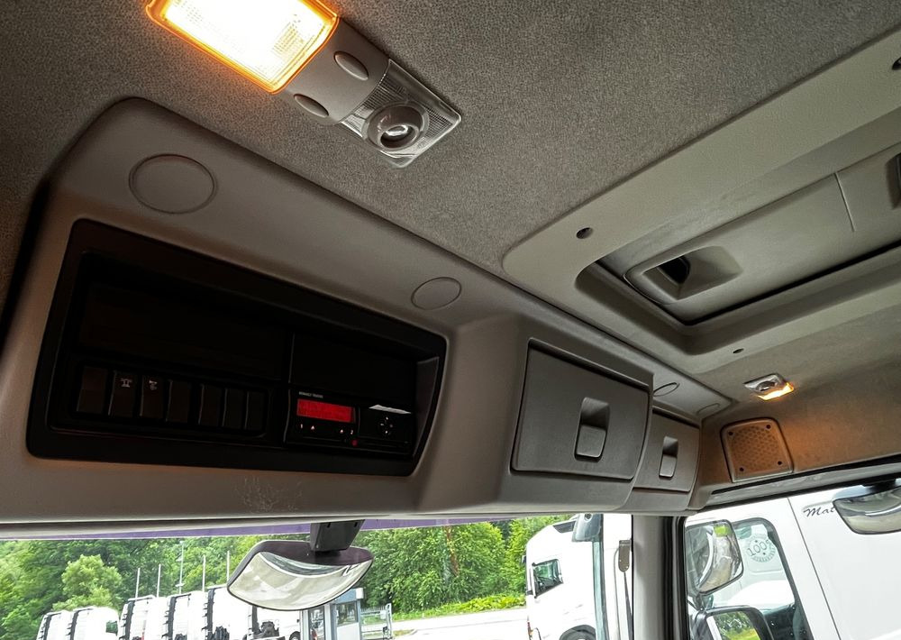 Renault Kerax 380 EEV // Skrzynia Burtowa // HIAB XS166 Hipro + Radio // Zwolnice //  // - Flakbil, Kranbil: bild 4 Renault Kerax 380 EEV // Skrzynia Burtowa // HIAB XS166 Hipro + Radio // Zwolnice //  // - Flakbil, Kranbil: bild 4