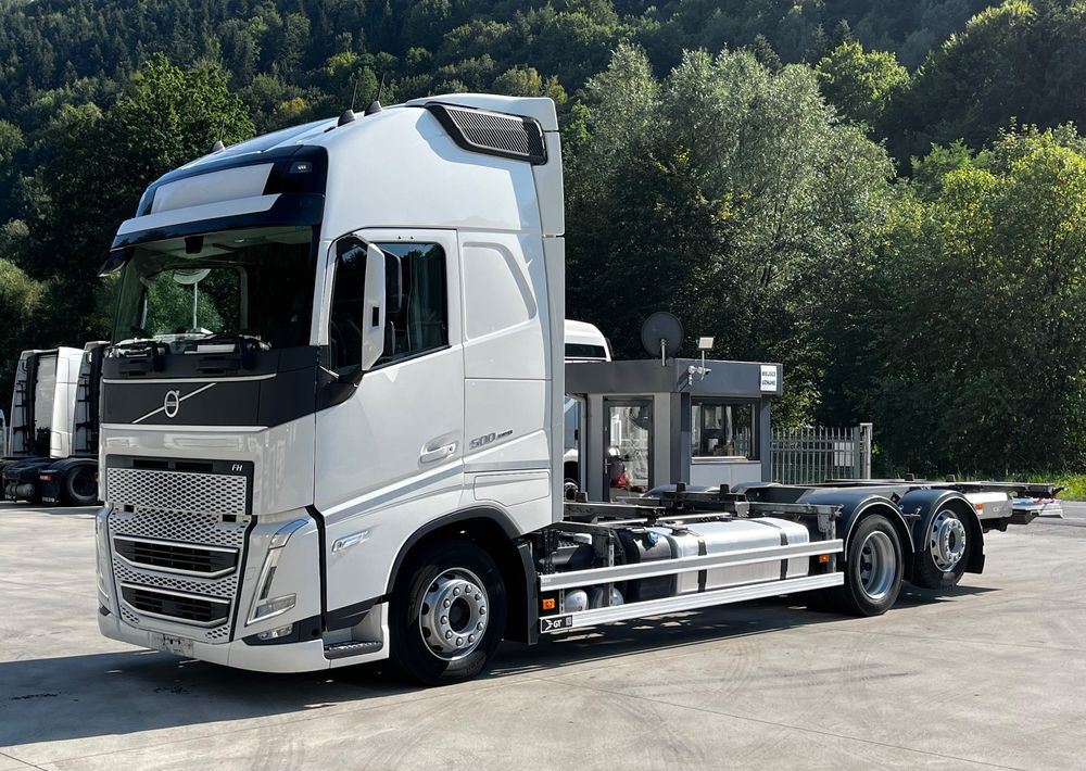 Volvo FH500 BDF 6x2 // Dolny zaczep // Euro 6 motor ! // New Face // XXL Cab // - Chassi lastbil: bild 1 Volvo FH500 BDF 6x2 // Dolny zaczep // Euro 6 motor ! // New Face // XXL Cab // - Chassi lastbil: bild 1