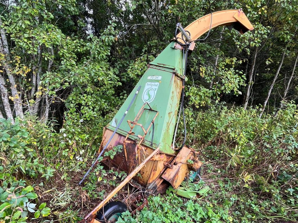 Annet Serigstad FS134 forage harvester - Bogserad exakthack: bild 1 Annet Serigstad FS134 forage harvester - Bogserad exakthack: bild 1