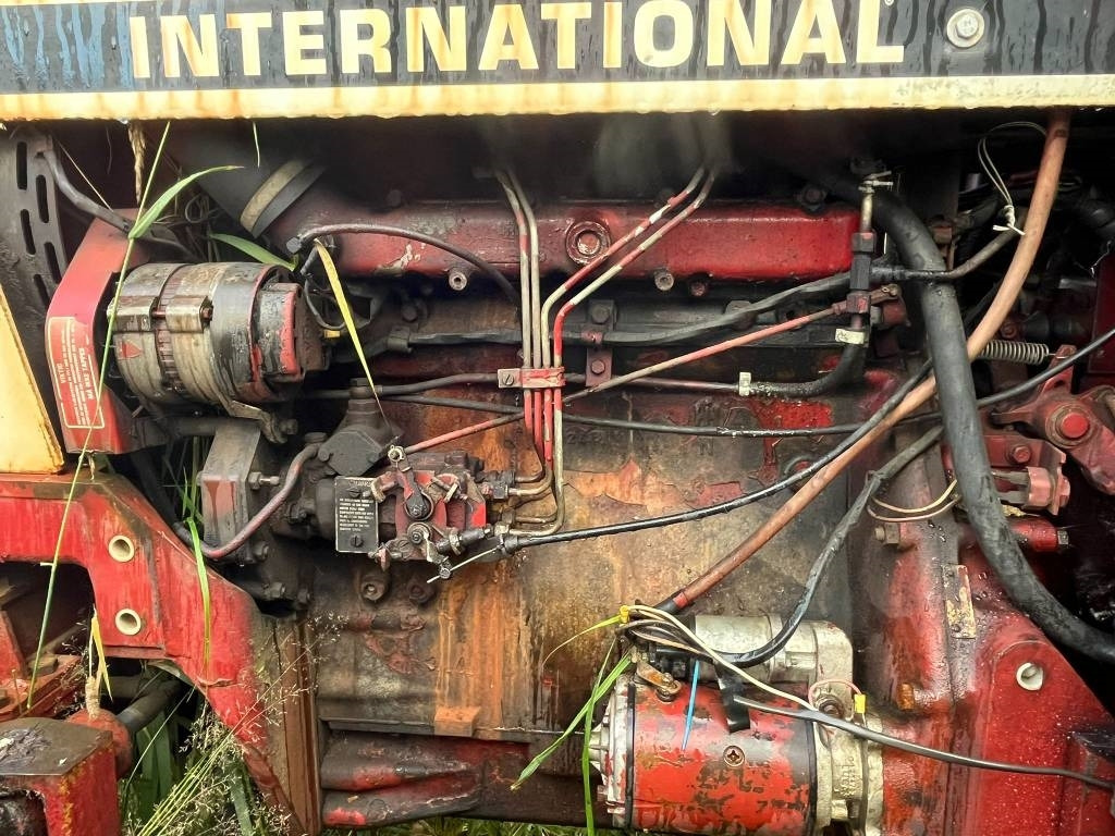 Traktor International Harvester 584 4WD: bild 12