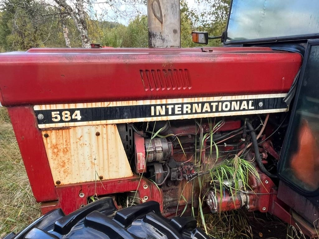Traktor International Harvester 584 4WD: bild 11