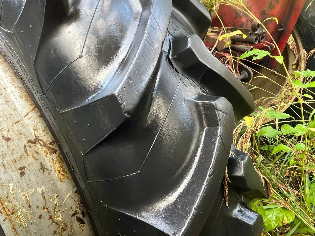 Traktor International Harvester 584 4WD: bild 17