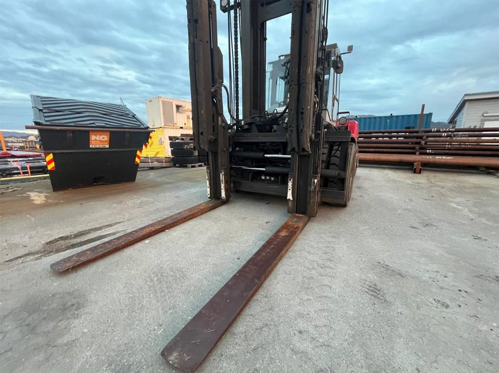 Kalmar DCE 120-12 - Dieseltruck: bild 2 Kalmar DCE 120-12 - Dieseltruck: bild 2