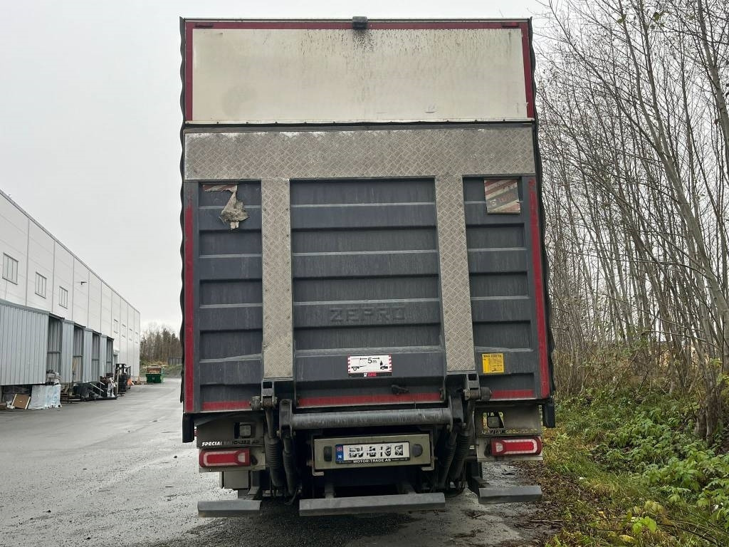 Mercedes-Benz Actros 2546 6x2 - Lastbil med skåp: bild 4 Mercedes-Benz Actros 2546 6x2 - Lastbil med skåp: bild 4