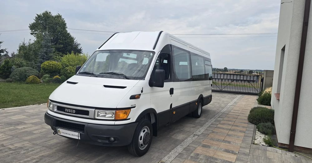 Iveco 50c15 - Minibuss, Persontransport: bild 2 Iveco 50c15 - Minibuss, Persontransport: bild 2