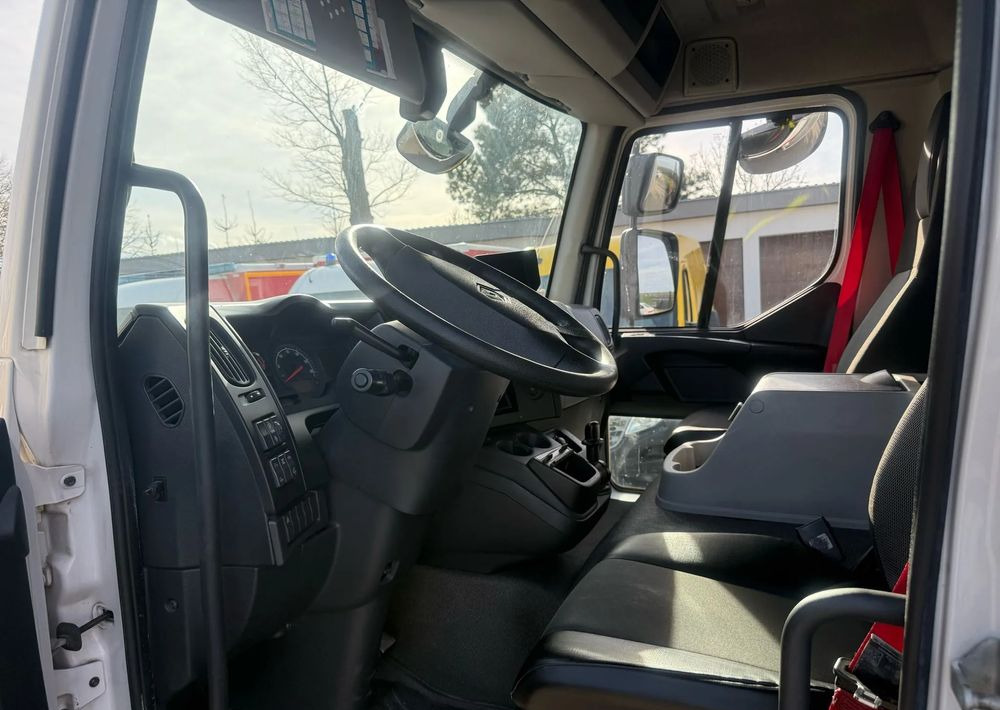 Leasa Renault D12 Renault D12: bild 9 Leasa Renault D12 Renault D12: bild 9