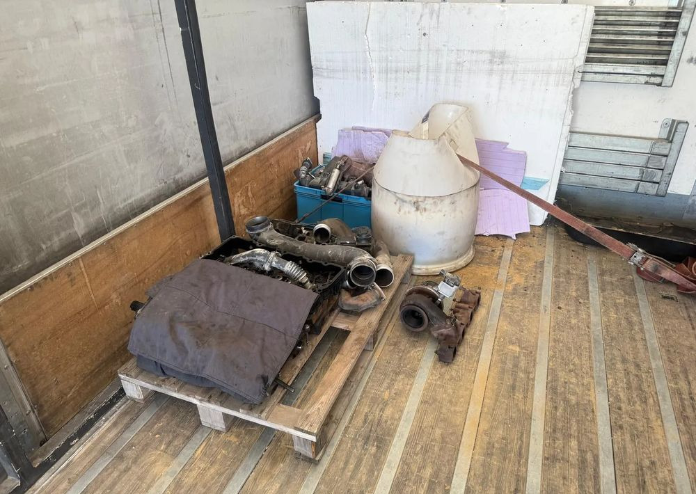 Leasa Renault D12 Renault D12: bild 18 Leasa Renault D12 Renault D12: bild 18