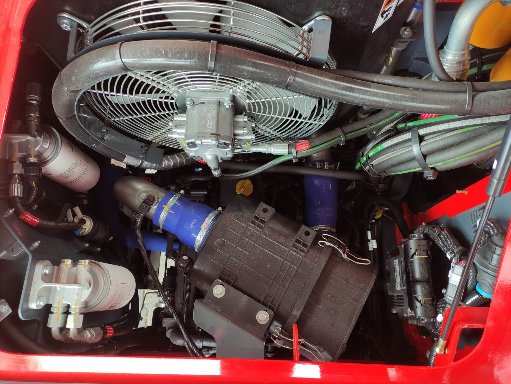 Combilift C6000SL - Sidlastare: bild 2 Combilift C6000SL - Sidlastare: bild 2