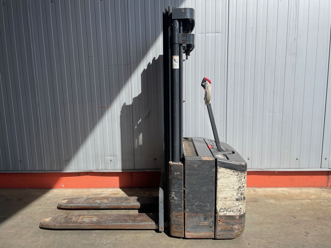 Crown WE2300 1.6 TT - Staplare: bild 1 Crown WE2300 1.6 TT - Staplare: bild 1