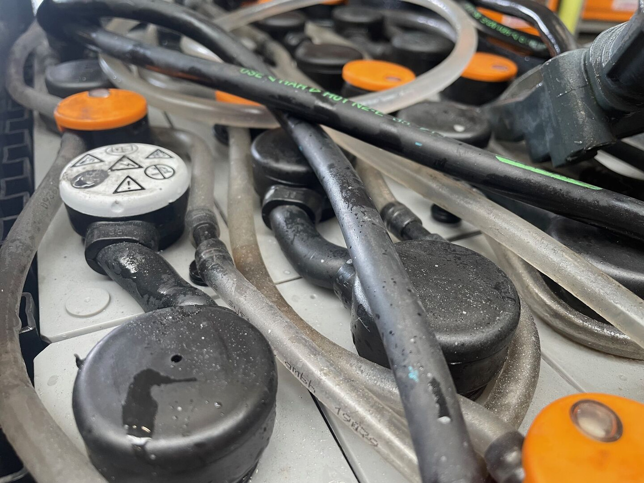 Hawker 24 Volt I 3 PZS 375 - Batteri för Materialhanteringsutrustning: bild 3 Hawker 24 Volt I 3 PZS 375 - Batteri för Materialhanteringsutrustning: bild 3