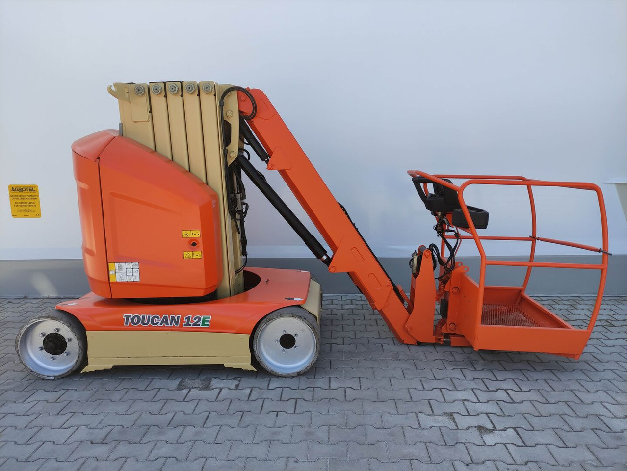 JLG Toucan 12 E (LACK NEU) - Pelarlift: bild 2 JLG Toucan 12 E (LACK NEU) - Pelarlift: bild 2