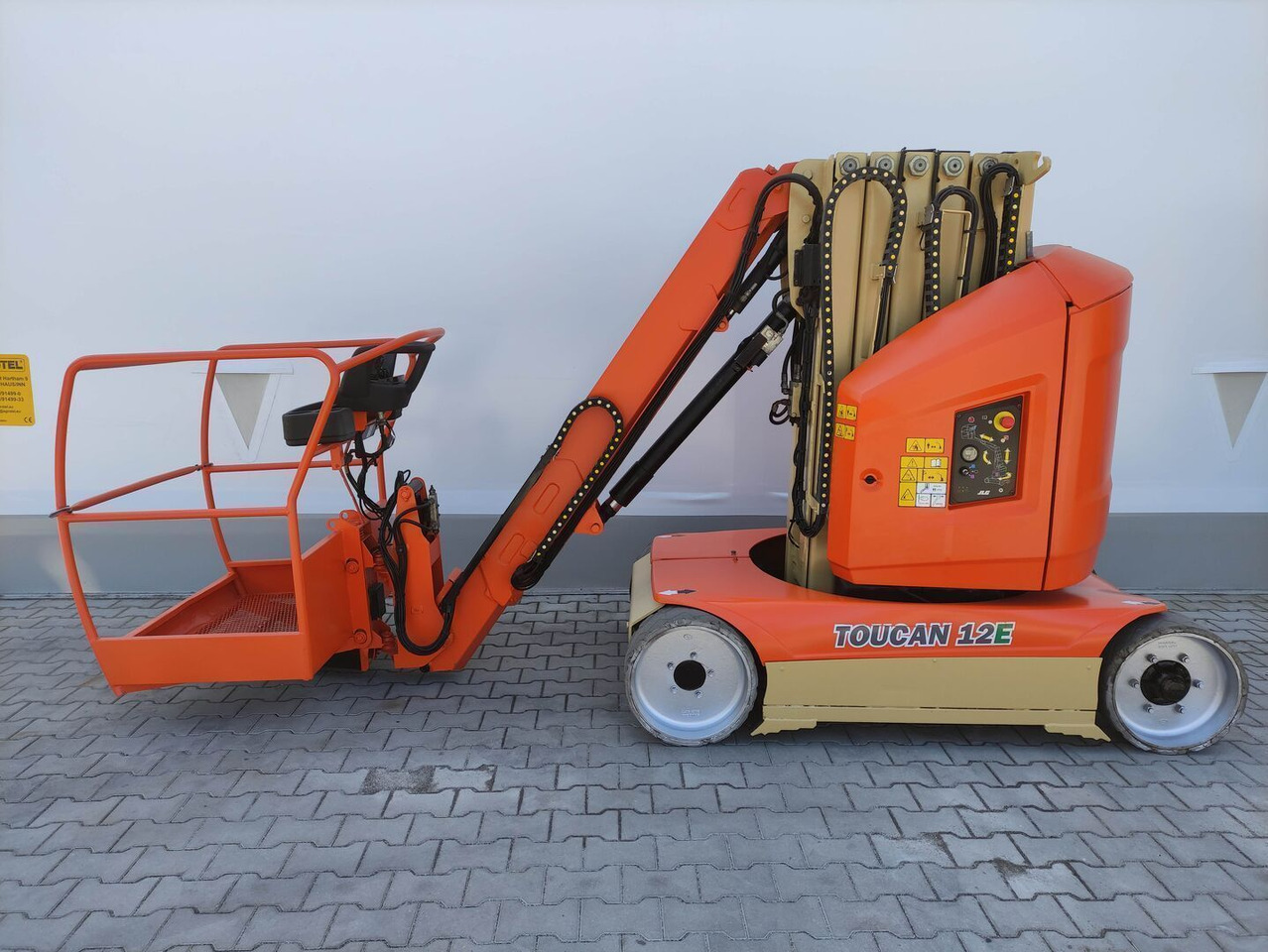 JLG Toucan 12 E (LACK NEU) - Pelarlift: bild 1 JLG Toucan 12 E (LACK NEU) - Pelarlift: bild 1