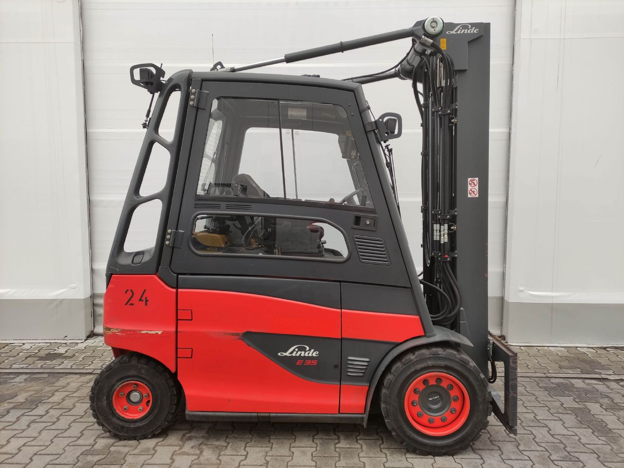 Linde E35H-01/600-388 - Eltruck: bild 2 Linde E35H-01/600-388 - Eltruck: bild 2