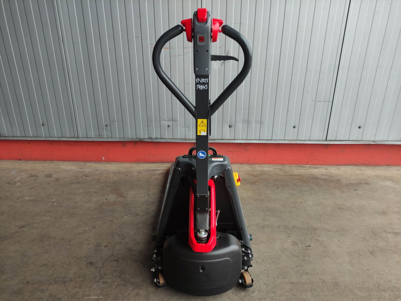 Linde MT15C - Låglyftar: bild 4 Linde MT15C - Låglyftar: bild 4