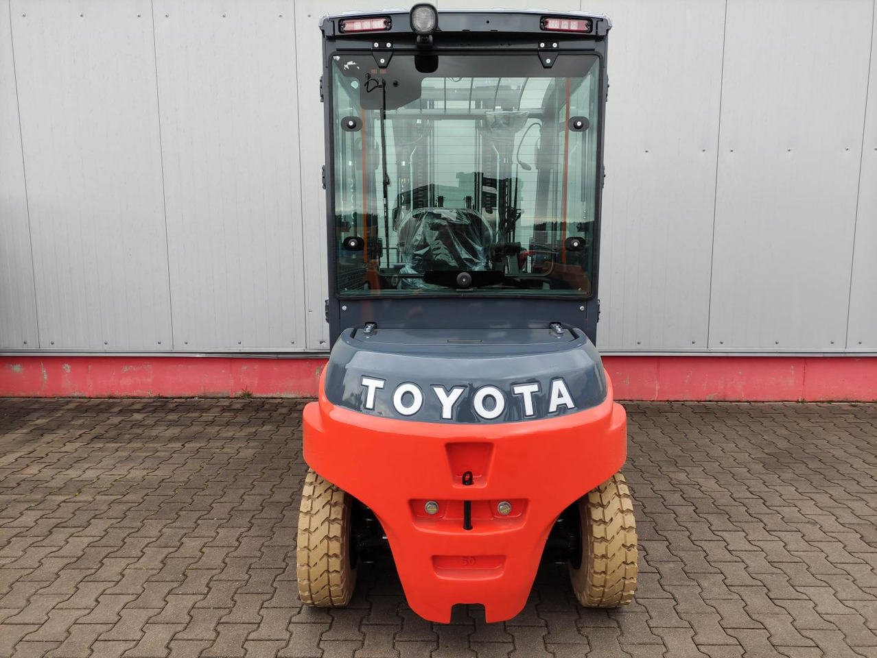 Toyota 8FBMT50 (NEU) - Eltruck: bild 3 Toyota 8FBMT50 (NEU) - Eltruck: bild 3