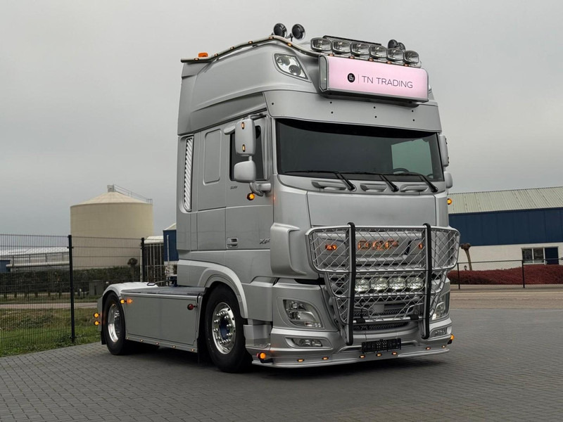 DAF XF 530 FT VOLLUCHT, SHOWTRUCK, RETARDER, LEER, PTO/HYDRAULIEK. - Dragbil: bild 1 DAF XF 530 FT VOLLUCHT, SHOWTRUCK, RETARDER, LEER, PTO/HYDRAULIEK. - Dragbil: bild 1