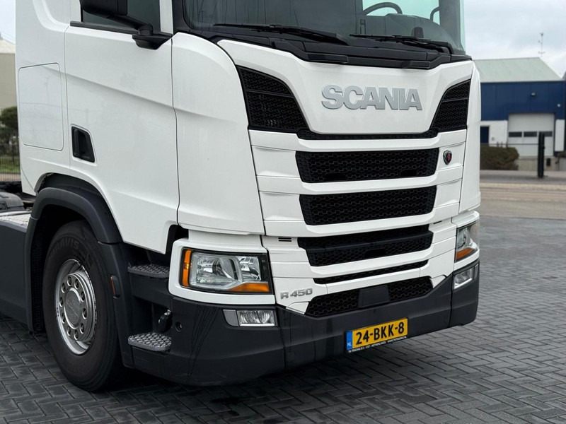 Dragbil Scania R450 RETARDER, TWEE TANKS, GESTUURDE VOORLOPER, TOP!: bild 10 Dragbil Scania R450 RETARDER, TWEE TANKS, GESTUURDE VOORLOPER, TOP!: bild 10