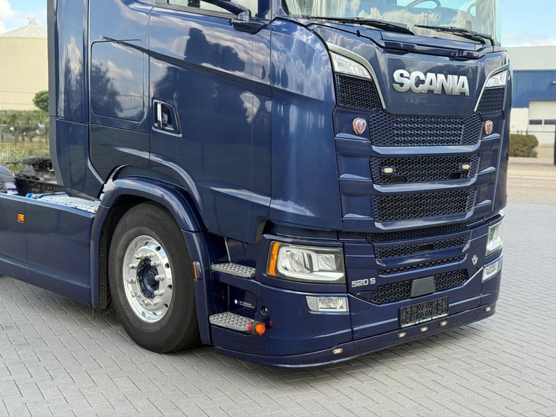 Scania S520 VOLLUCHT, ALCOA, 6 LUCHT BALGEN, LEER. - Dragbil: bild 2 Scania S520 VOLLUCHT, ALCOA, 6 LUCHT BALGEN, LEER. - Dragbil: bild 2