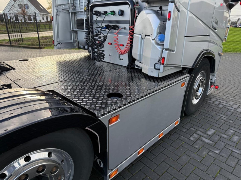Dragbil Volvo FH 13.460XL SHOW, ALCOA, INTERIEUR, ALS NIEUW, PUSHER, TOP.: bild 17 Dragbil Volvo FH 13.460XL SHOW, ALCOA, INTERIEUR, ALS NIEUW, PUSHER, TOP.: bild 17