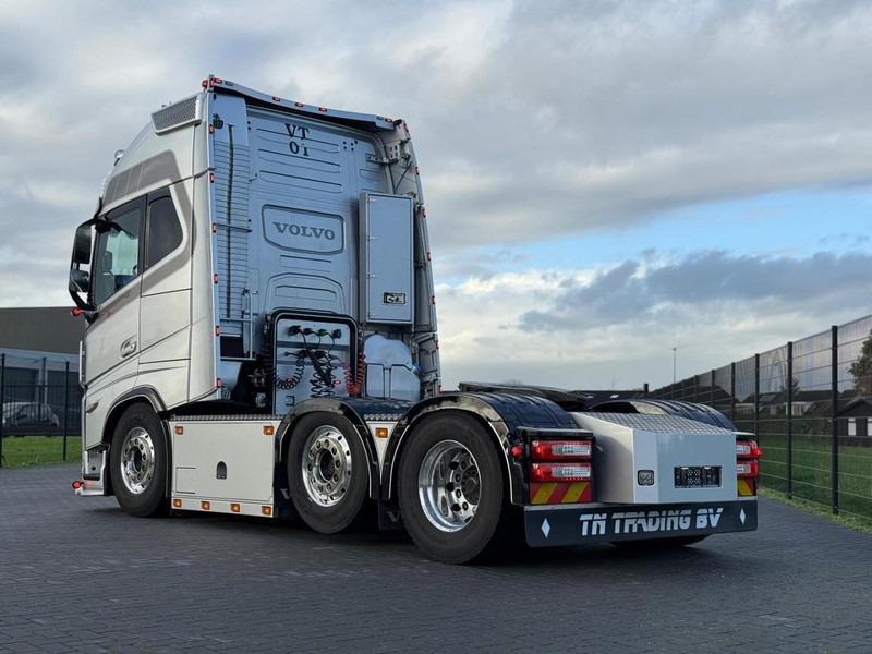 Dragbil Volvo FH 13.460XL SHOW, ALCOA, INTERIEUR, ALS NIEUW, PUSHER, TOP.: bild 11 Dragbil Volvo FH 13.460XL SHOW, ALCOA, INTERIEUR, ALS NIEUW, PUSHER, TOP.: bild 11