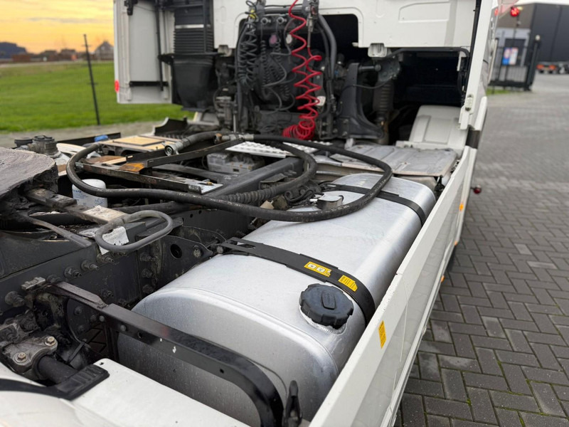 Tippbil lastbil Volvo FH16.650XL VOLLUCHT, RETARDER, HYDRAULIEK, LEER, PARK COOL.: bild 16 Tippbil lastbil Volvo FH16.650XL VOLLUCHT, RETARDER, HYDRAULIEK, LEER, PARK COOL.: bild 16