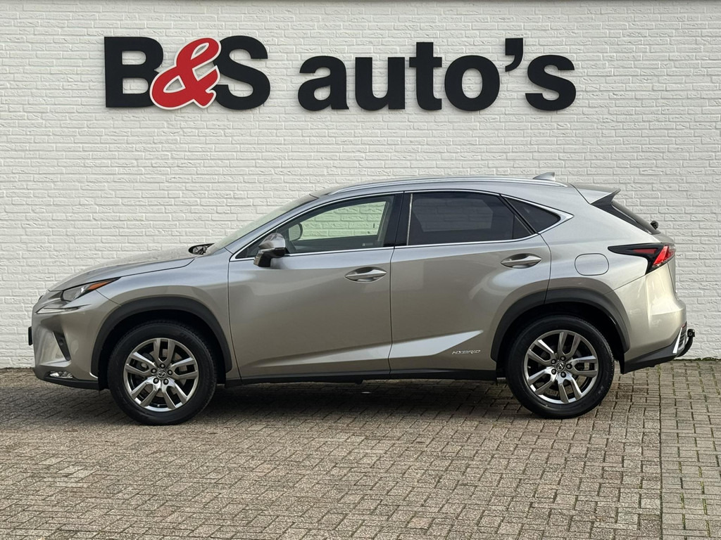 Lexus NX-300h AWD Luxury Line Trekhaak DAB Camera Navigatie Led Lane assist - SUV: bild 5 Lexus NX-300h AWD Luxury Line Trekhaak DAB Camera Navigatie Led Lane assist - SUV: bild 5
