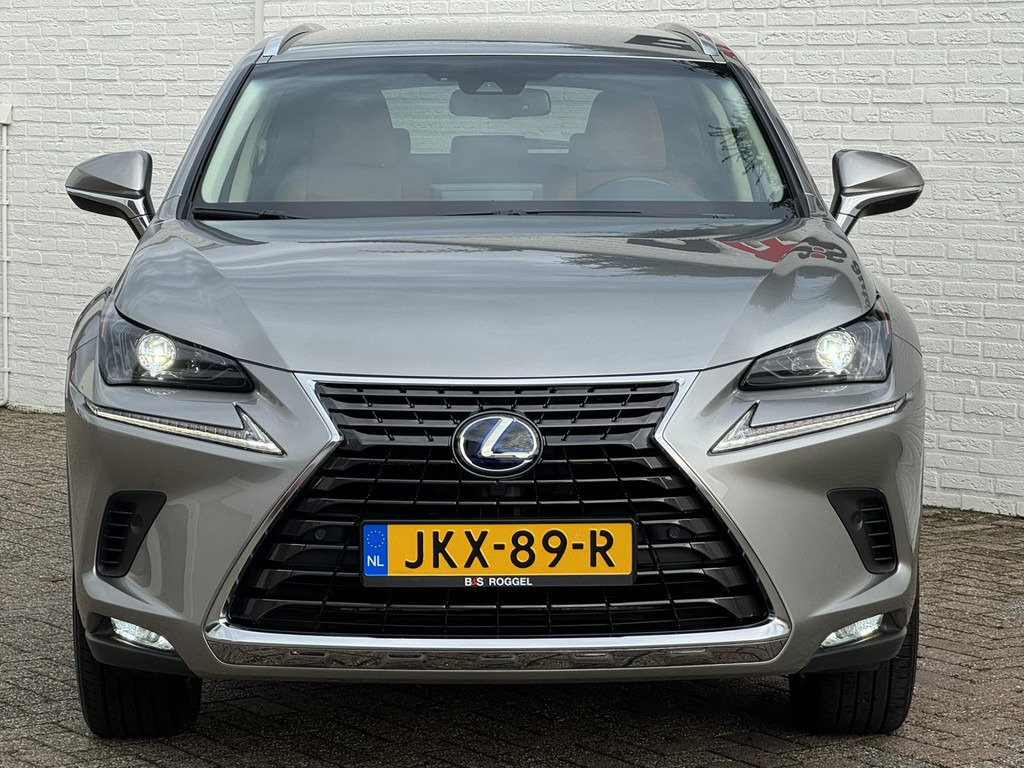 Lexus NX-300h AWD Luxury Line Trekhaak DAB Camera Navigatie Led Lane assist - SUV: bild 4 Lexus NX-300h AWD Luxury Line Trekhaak DAB Camera Navigatie Led Lane assist - SUV: bild 4