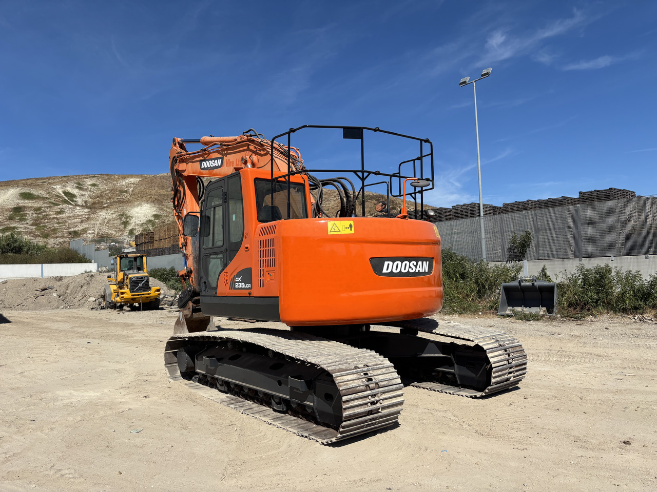 DOOSAN DX235LCR - Bandgrävare: bild 3 DOOSAN DX235LCR - Bandgrävare: bild 3