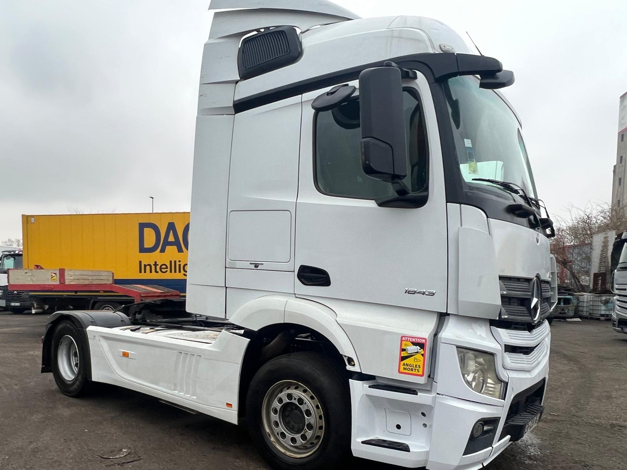 Mercedes Actros 1843 - Dragbil: bild 2 Mercedes Actros 1843 - Dragbil: bild 2