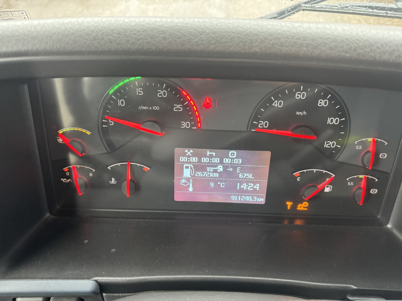 VOLVO FM 400 - Kapellbil: bild 3 VOLVO FM 400 - Kapellbil: bild 3