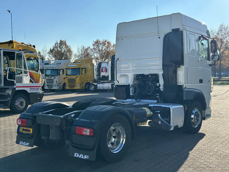 DAF XF 450 Space Cab - Euro 6 - Alcoa - Smart Tacho - Dragbil: bild 3 DAF XF 450 Space Cab - Euro 6 - Alcoa - Smart Tacho - Dragbil: bild 3