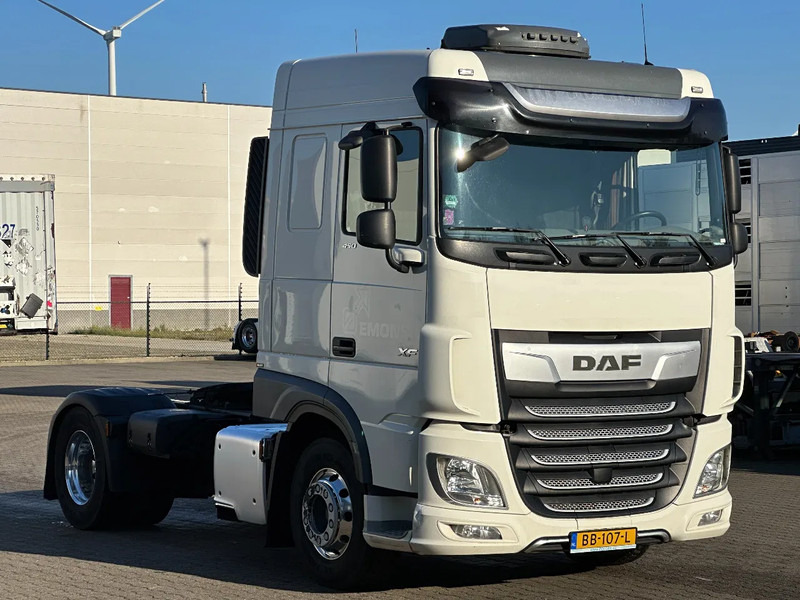 DAF XF 450 Space Cab - Euro 6 - Alcoa - Smart Tacho - Dragbil: bild 2 DAF XF 450 Space Cab - Euro 6 - Alcoa - Smart Tacho - Dragbil: bild 2