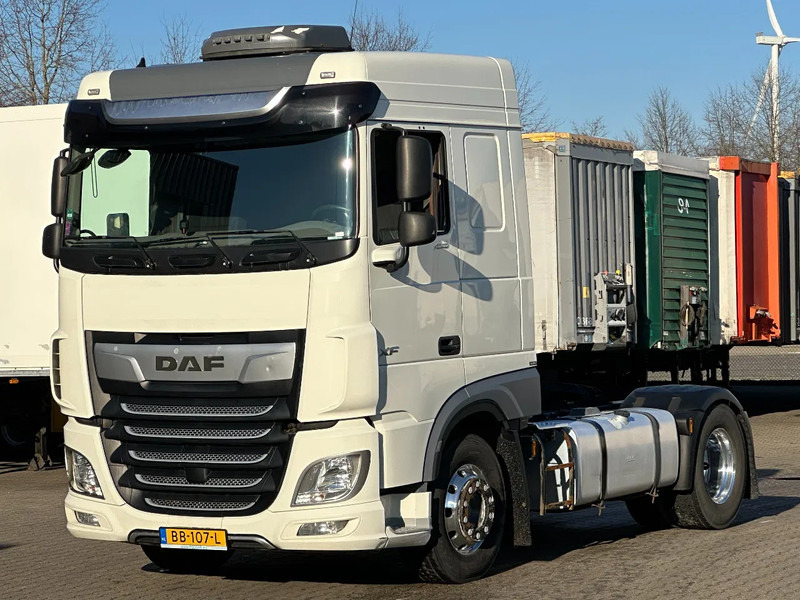 DAF XF 450 Space Cab - Euro 6 - Alcoa - Smart Tacho - Dragbil: bild 1 DAF XF 450 Space Cab - Euro 6 - Alcoa - Smart Tacho - Dragbil: bild 1