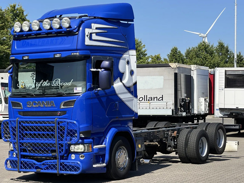 Scania R580 V8 6X2 Chassis WB 4.70mtr Retarder Topline Euro 6 - Chassi lastbil: bild 1 Scania R580 V8 6X2 Chassis WB 4.70mtr Retarder Topline Euro 6 - Chassi lastbil: bild 1