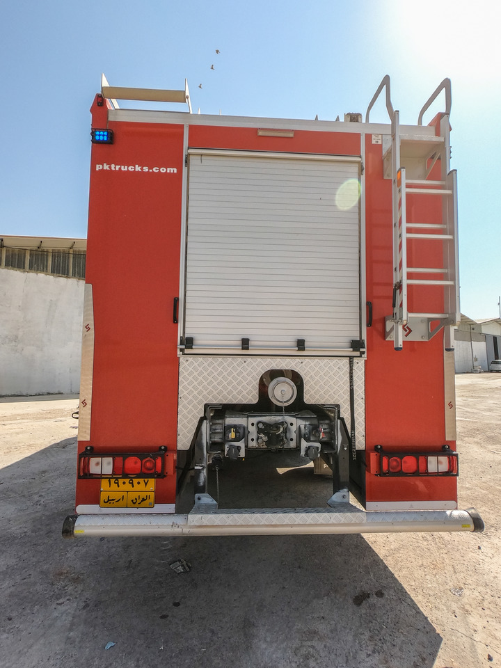 Renault SZCZESNIAK  K-500 TLF 9000/1000 6x6 - Släck/ Räddningsvagn: bild 3 Renault SZCZESNIAK  K-500 TLF 9000/1000 6x6 - Släck/ Räddningsvagn: bild 3