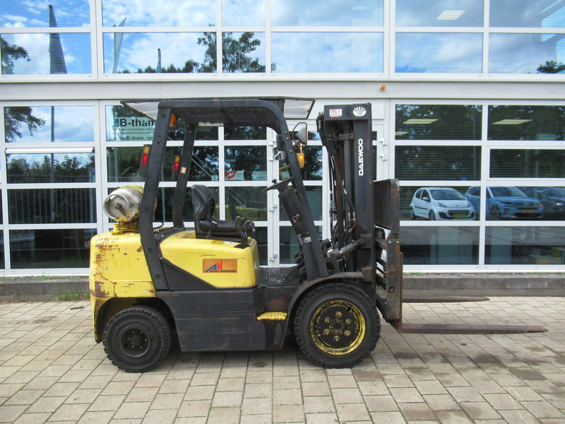 Daewoo G30P-3 Heftruck LPG - Gasoltruck: bild 4 Daewoo G30P-3 Heftruck LPG - Gasoltruck: bild 4