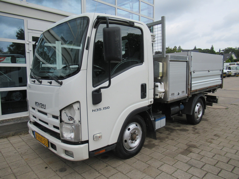 Isuzu N-serie N35.150 NLR 85 E Kipper - Tipper Automatic - Transportbil med tippflak: bild 4 Isuzu N-serie N35.150 NLR 85 E Kipper - Tipper Automatic - Transportbil med tippflak: bild 4