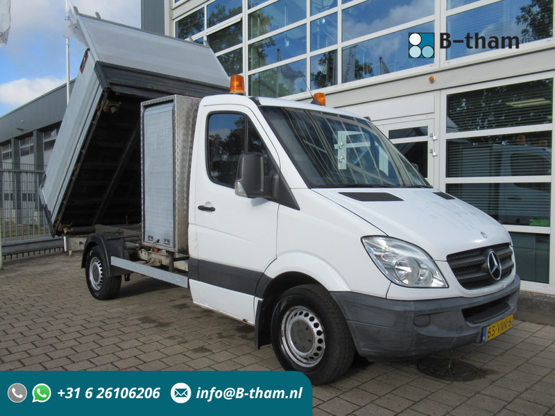Mercedes-Benz Sprinter 309 2.2 CDI 366 3-Z./S. Kipper Tipper - Transportbil med tippflak: bild 1 Mercedes-Benz Sprinter 309 2.2 CDI 366 3-Z./S. Kipper Tipper - Transportbil med tippflak: bild 1