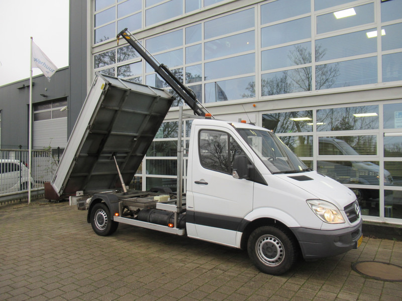 Mercedes-Benz Sprinter 316 1.8 NGT 366 Kipper + HIAB Kraan Kran Crane - Transportbil med tippflak: bild 2 Mercedes-Benz Sprinter 316 1.8 NGT 366 Kipper + HIAB Kraan Kran Crane - Transportbil med tippflak: bild 2