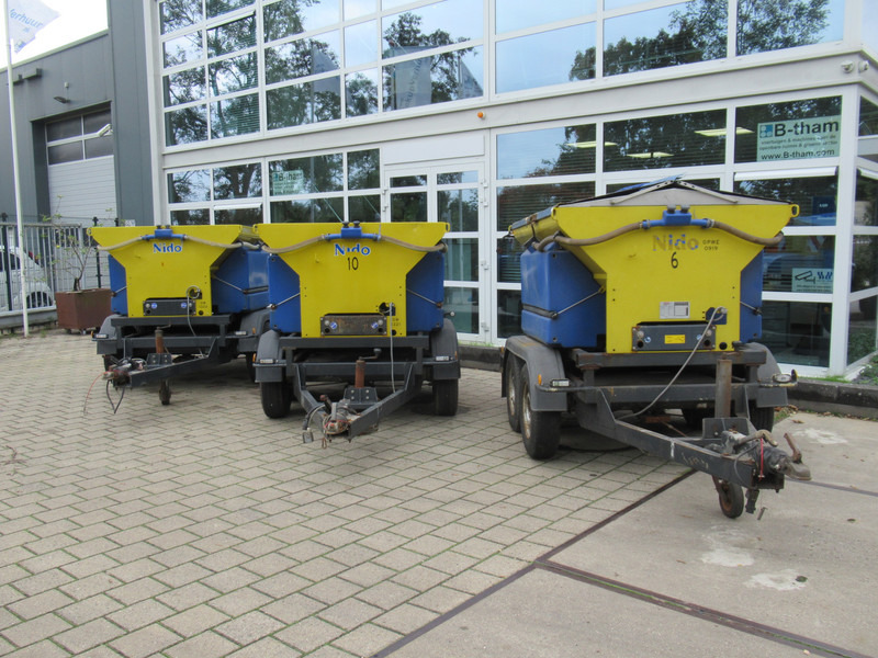 NIDO AWK 2500-1 Stratos B11L-18 ACLN280 1,1M3 + 500L Zoutstrooier Salzstreuer - Sand-/ Saltspridare: bild 3 NIDO AWK 2500-1 Stratos B11L-18 ACLN280 1,1M3 + 500L Zoutstrooier Salzstreuer - Sand-/ Saltspridare: bild 3