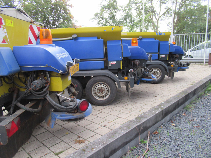 NIDO AWK 2500-1 Stratos B11L-18 ACLN280 1,1M3 + 500L Zoutstrooier Salzstreuer - Sand-/ Saltspridare: bild 5 NIDO AWK 2500-1 Stratos B11L-18 ACLN280 1,1M3 + 500L Zoutstrooier Salzstreuer - Sand-/ Saltspridare: bild 5