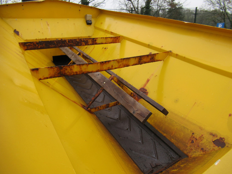 NIDO STRATOS B40-42 PALN Rotopower 4m3 + 2.200L Salzstreuer Saltspreader Zoutstrooier - Sand-/ Saltspridare: bild 5 NIDO STRATOS B40-42 PALN Rotopower 4m3 + 2.200L Salzstreuer Saltspreader Zoutstrooier - Sand-/ Saltspridare: bild 5