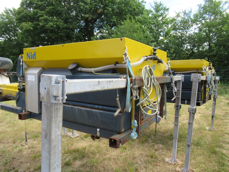 NIDO - Schmidt STRATOS B08-27 PALN 0,8m3 + 350 L Zoutstrooier - Sand-/ Saltspridare: bild 4 NIDO - Schmidt STRATOS B08-27 PALN 0,8m3 + 350 L Zoutstrooier - Sand-/ Saltspridare: bild 4