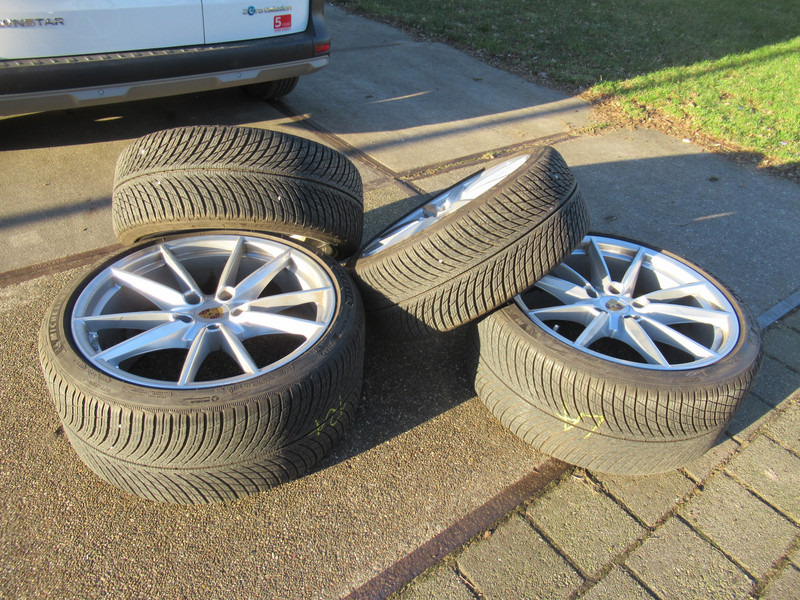 Porsche 911 992 20-/21 Carrera S Winterbanden Set Wielen - Komplett hjul för Personbil: bild 3 Porsche 911 992 20-/21 Carrera S Winterbanden Set Wielen - Komplett hjul för Personbil: bild 3