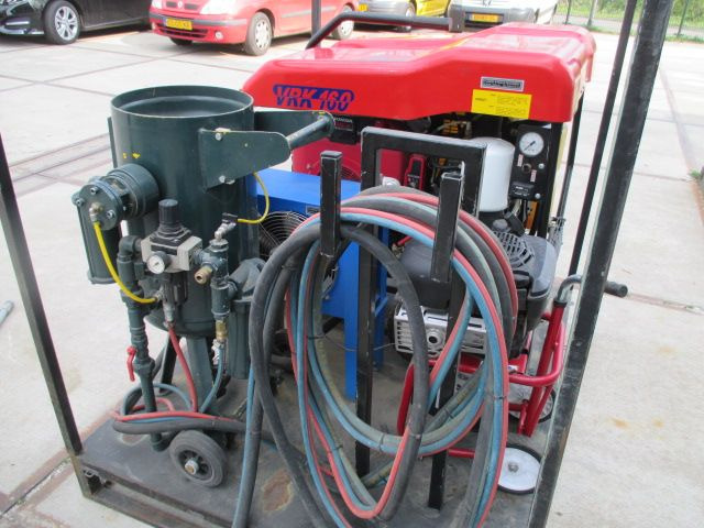 Rotair / Flirok MOBIELE ZAND Straal unit Graffiti Cleaner - Städmaskin: bild 2 Rotair / Flirok MOBIELE ZAND Straal unit Graffiti Cleaner - Städmaskin: bild 2