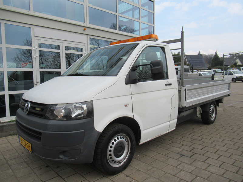 Volkswagen Transporter T5 2.0 TDI 62KW L2H1 Pick-Up Open laadbak - Transportbil med flak: bild 2 Volkswagen Transporter T5 2.0 TDI 62KW L2H1 Pick-Up Open laadbak - Transportbil med flak: bild 2