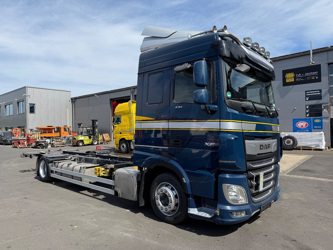 DAF XF430/Jumbo;Mega/Intarder/Standklima-Heizung/BDF - Chassi lastbil: bild 1 DAF XF430/Jumbo;Mega/Intarder/Standklima-Heizung/BDF - Chassi lastbil: bild 1